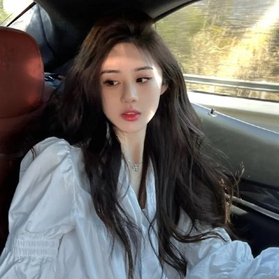 编织的女孩